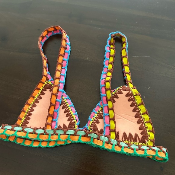 KIINI Tasmin Bikini Top - Picture 3 of 4